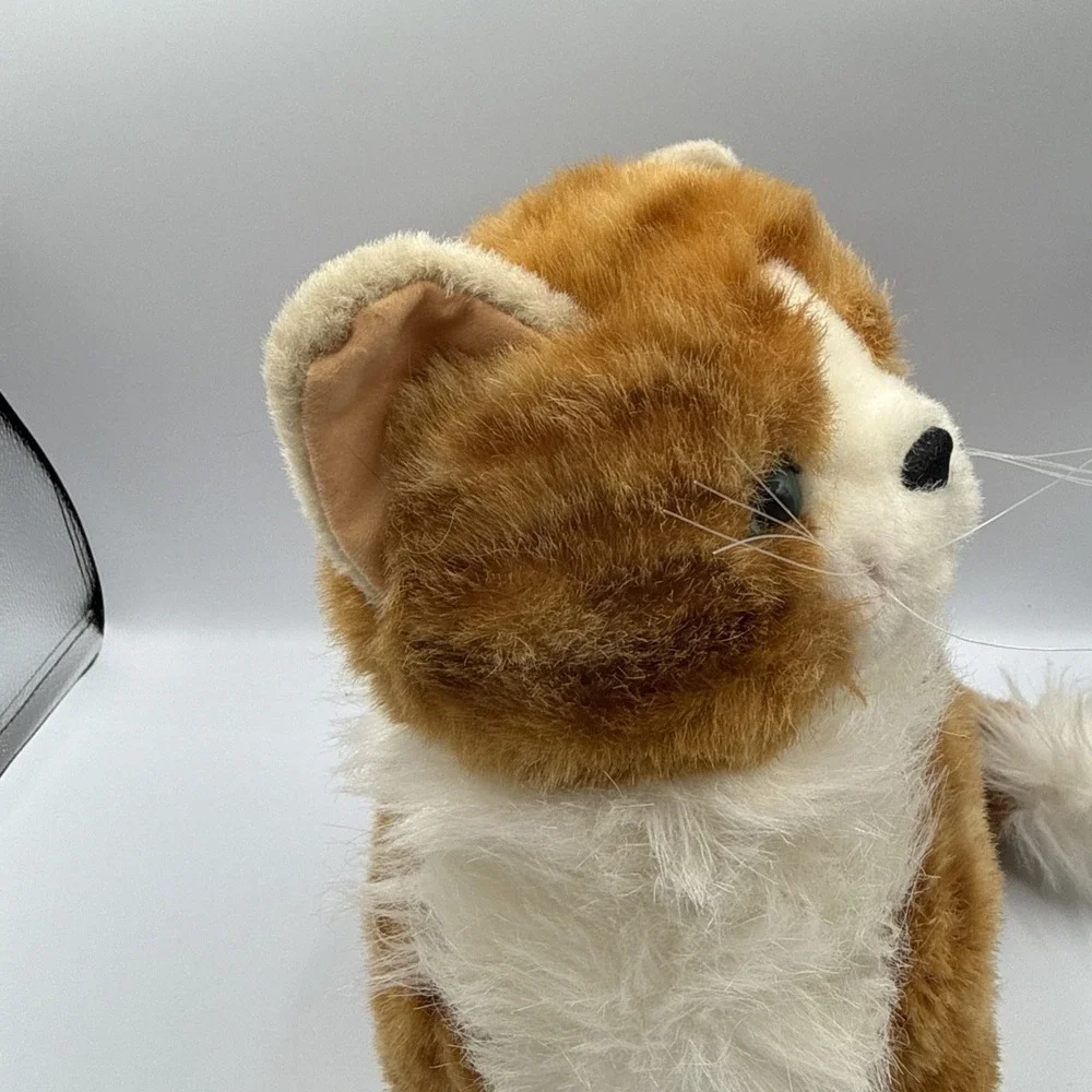 Dan Dee Realistic Plush Cat With Whiskers Green Eyes